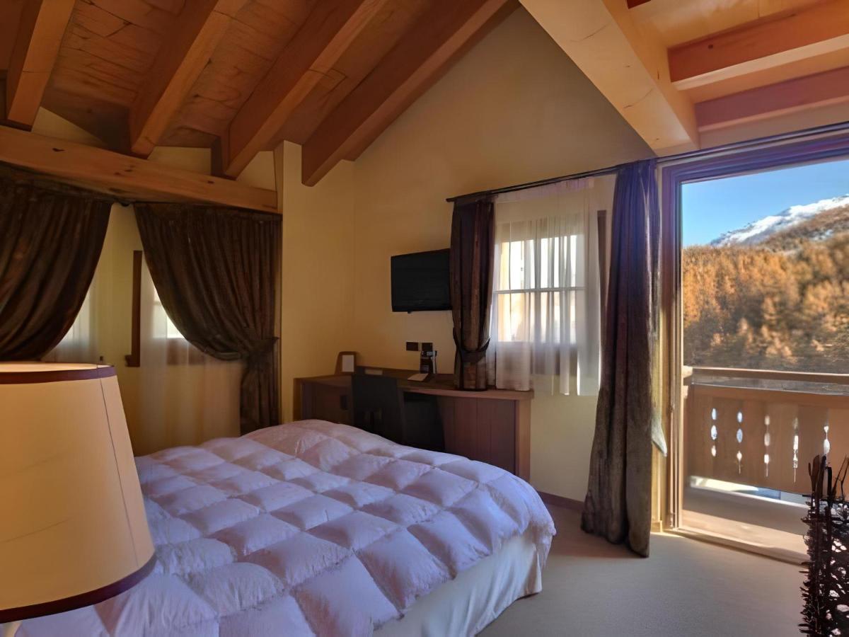 Hotel Bait De Angial 리비뇨 외부 사진