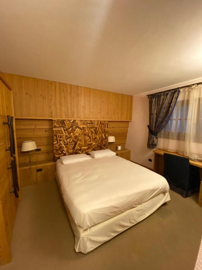 Hotel Bait De Angial 리비뇨 외부 사진