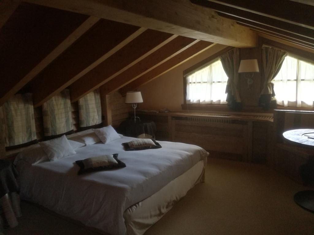 Hotel Bait De Angial 리비뇨 외부 사진