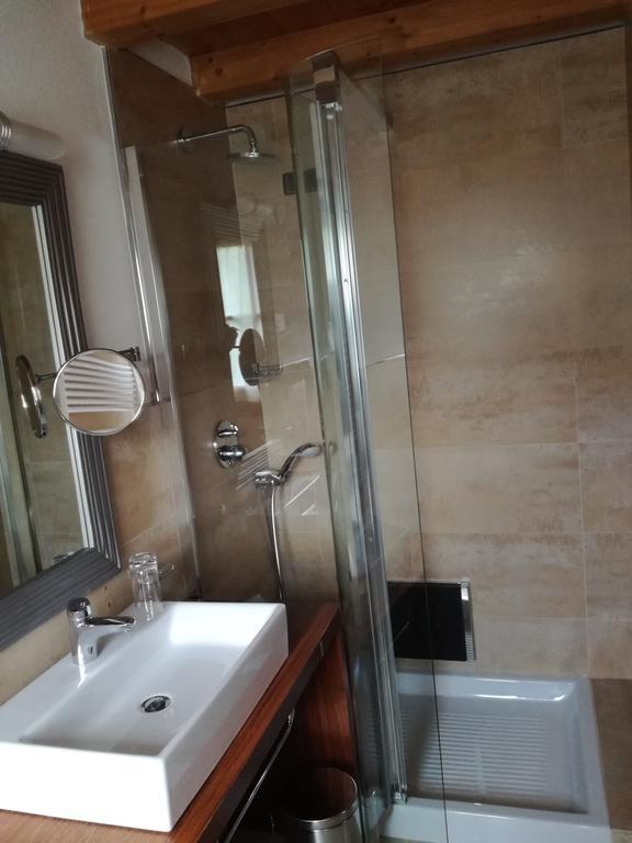 Hotel Bait De Angial 리비뇨 외부 사진